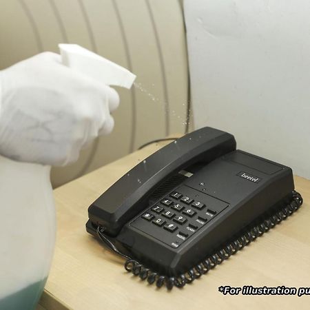 גורגאון Collection O Hotel Aditya Palace Near Leisure Valley Park מראה חיצוני תמונה